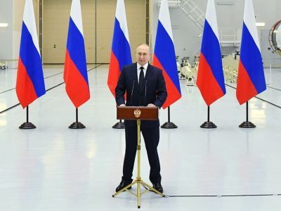Путин поручил удвоить кешбэк для туристов, отправляющихся на Дальний Восток