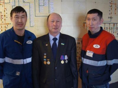 «Наши сыновья знают, чем живет электростанция с малых лет»: трудовая династия семьи Шадриных