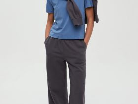 Футболка приталенного силуэта