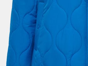 Стеганая утепленная куртка с воротником-стойкой