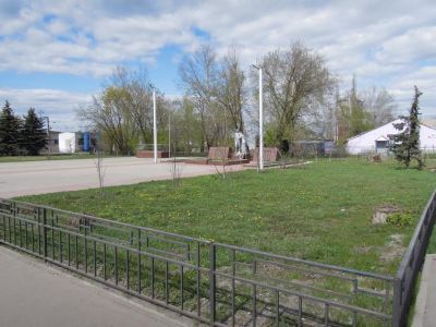 Братская могила № 35