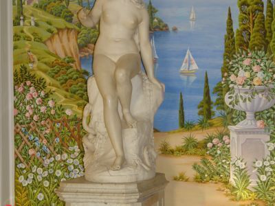 Скульптура "Ева"