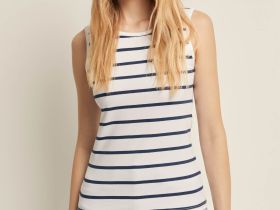 Майка приталенного силуэта в полоску