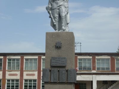 Памятник воинам-землякам, погибшим в годы Великой Отечественной войны (1941-1945 гг.)