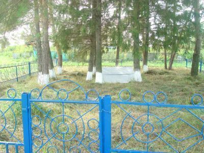 Братская могила 18 партизан, погибших в сентябре 1919 г. от колчаковских карателей