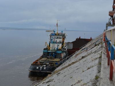 Навигацию в Хангаласском улусе открыл теплоход «Жуя»