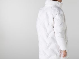 Женское стеганое пальто Lacoste