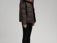 Куртка с искусственным утеплителем и водоотталкивающей пропиткой