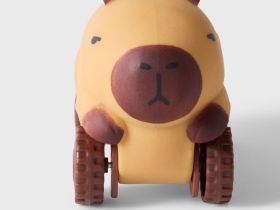 Коричневая игрушка-антистресс «Капибара» Глория Джинс