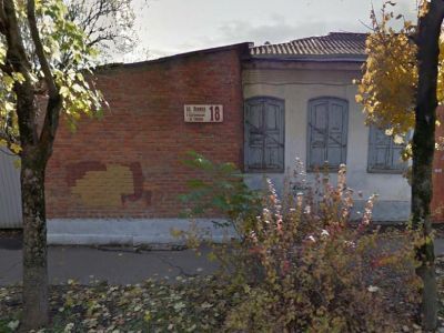 Памятное место, где в феврале 1908 г. жандармы арестовали большевистских руководителей, участников конспиративного собрания, среди которых находились профессиональные революционеры В.А. Старосельский и П.И. Вишнякова