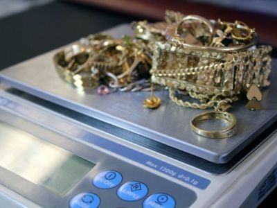 В России могут ужесточить контроль за ломбардами