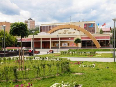 Театр народной музыки и песни «Золотое кольцо»