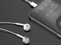 Проводная стерео-гарнитура Deppa (44214) Stereo Air Lightning (белый)