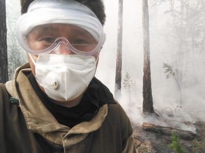 От документов к пламени: доброволец из Национального архива помог в тушении лесного пожара