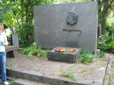 Могила Мицкевича (Капсукаса) Викентия Семеновича (1880-1935)