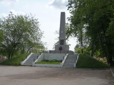 Братская могила партизан