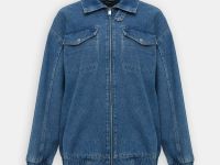 Джинсовая куртка на молнии