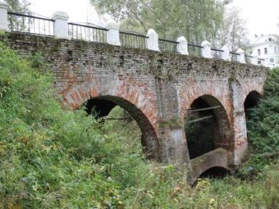 Леонтьевский мост