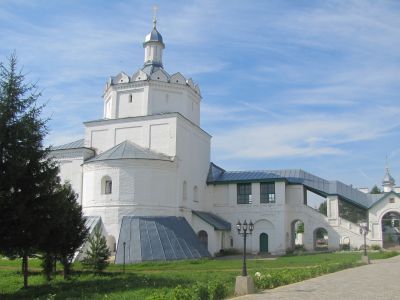 Руины трапезной палаты