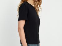 Футболка приталенного силуэта