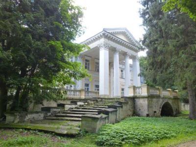 Усадьба "Узкое" (Стрешневых-Голицыных)