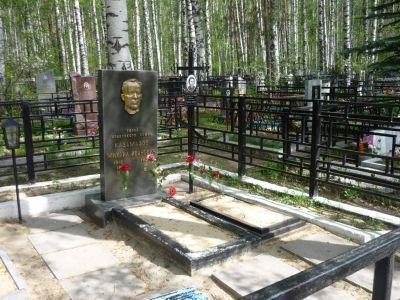 Могила Казамазова Михаила Ивановича, Героя Советского Союза