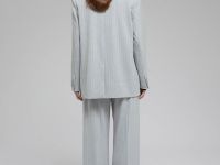 Однобортный жакет в полоску