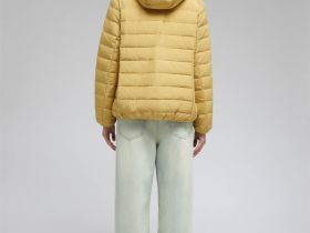 Стеганый пуховик с натуральным пухом