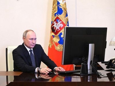 Владимир Путин онлайн проголосовал на выборах президента России
