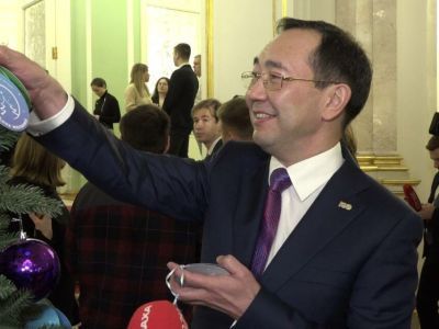 Мечты трех детей всероссийской акции «Ёлка желаний» исполнит глава Якутии