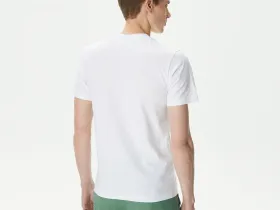 Мужская приталенная Футболка Lacoste приталенного кроя с круглым вырезом