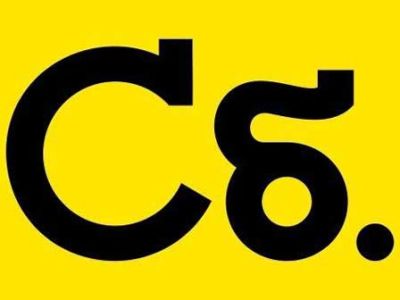 Лицо сестры в сиянии стекла. Премьера