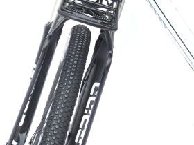 Багажник передний Ostand CD-241 регулируемый 24-29" (черный)