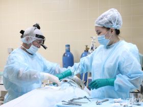 «Поставили на ноги за два дня»: мобильные хирурги оперировали 72-летнего мужчину в Верхневилюйске