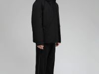 Утепленная куртка с капюшоном