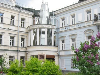 Библиотека-читальня им. И. С. Тургенева (строение 1)