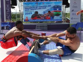 Определены победители международного турнира по мас-рестлингу компании «Железные дороги Якутии»