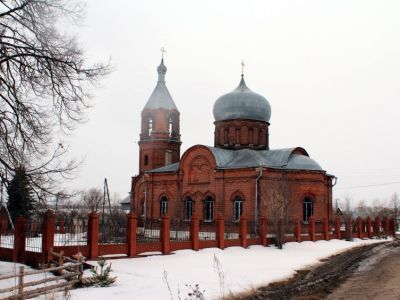 Церковь Успения Пресвятой Богородицы с оградой
