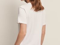 Футболка приталенного силуэта