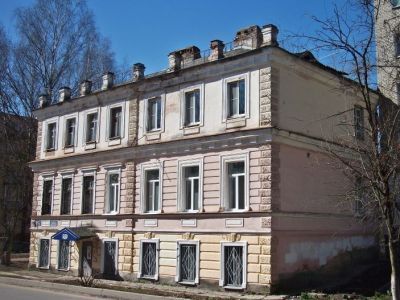 Дом инженерного полковника М.П.Петрова с флигелем