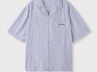Рубашка в полоску из жатого ситца с карманом и вышивкой Глория Джинс