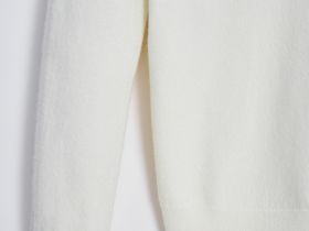 Свитер свободного силуэта с воротником-стойкой