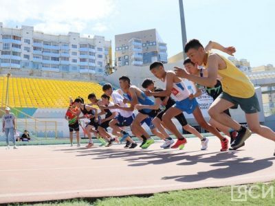 Определены первые чемпионы по легкой атлетике спартакиады учащихся Якутии