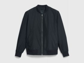 Утеплённый бомбер, Черный