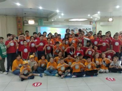 Воспитанники Центра "Сосновый бор" поздравили родных с Днем семьи, любви и верности