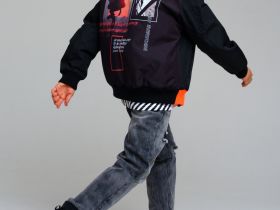 Куртка текстильная с полиуретановым покрытием для мальчиков