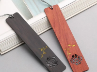 Подарочный набор закладок "Оконные рисунки. Тень цветов сливы" (сандаловое дерево)