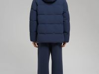 Утепленная куртка с капюшоном