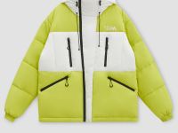 Утепленная куртка с контрастной отделкой