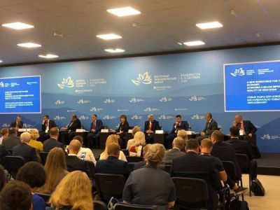 Владимир Солодов предложил создать профориентационные точки для качественной подготовки кадров